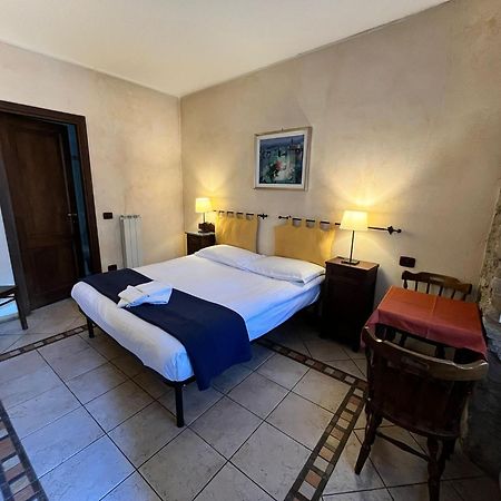 Agriturismo Edoardo Patrone 多莫多索拉 外观 照片